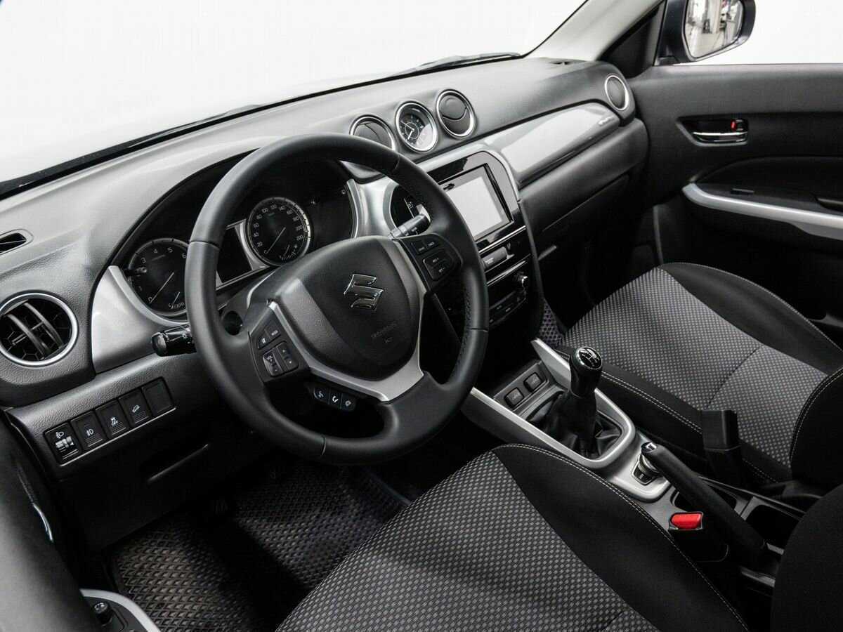 Сузуки Витара б/у, 2015, Механическая. Фото: #13