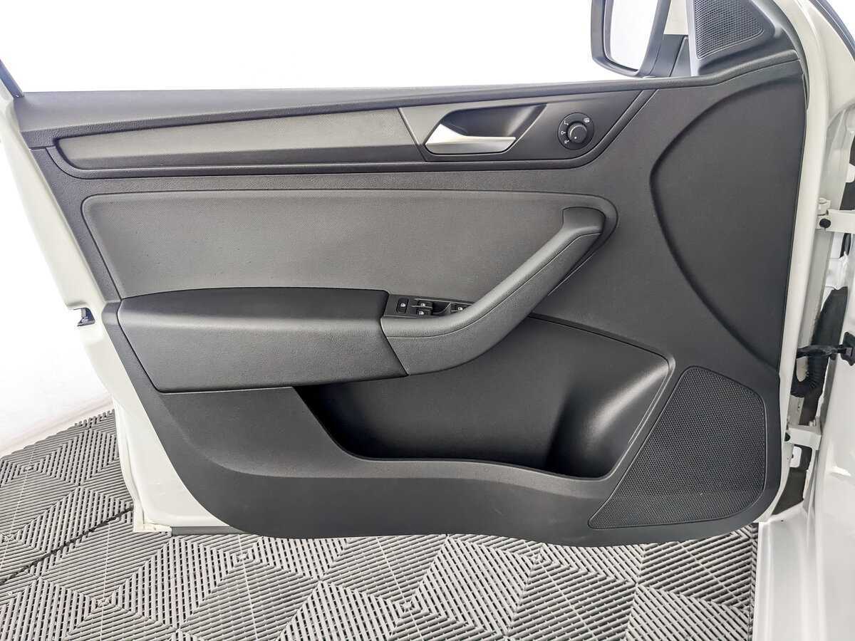 Фольксваген Поло б/у, 2021, Механическая. Фото: #18