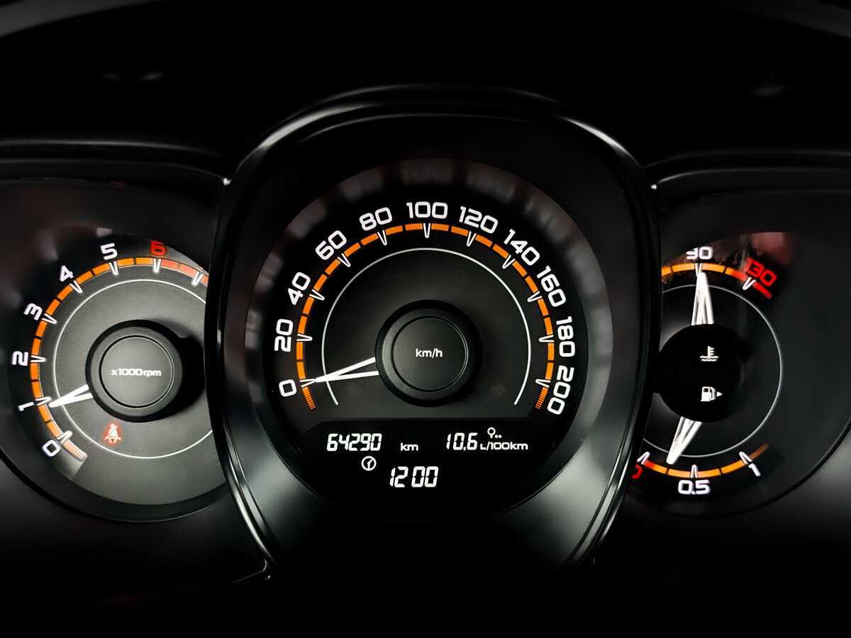 Лада (ВАЗ) Веста б/у, 2017, Механическая. Фото: #12