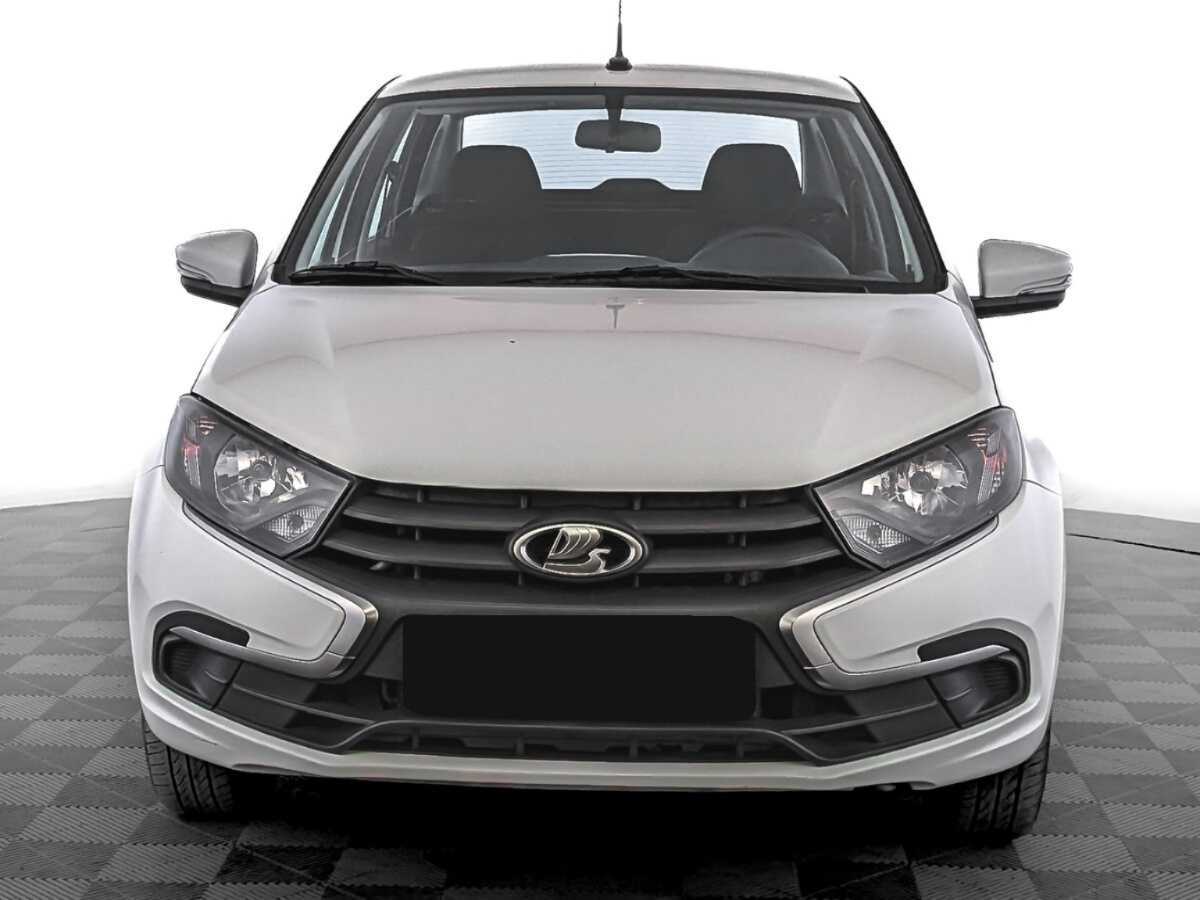 Лада (ВАЗ) Гранта б/у, 2022, Механическая. Фото: #1