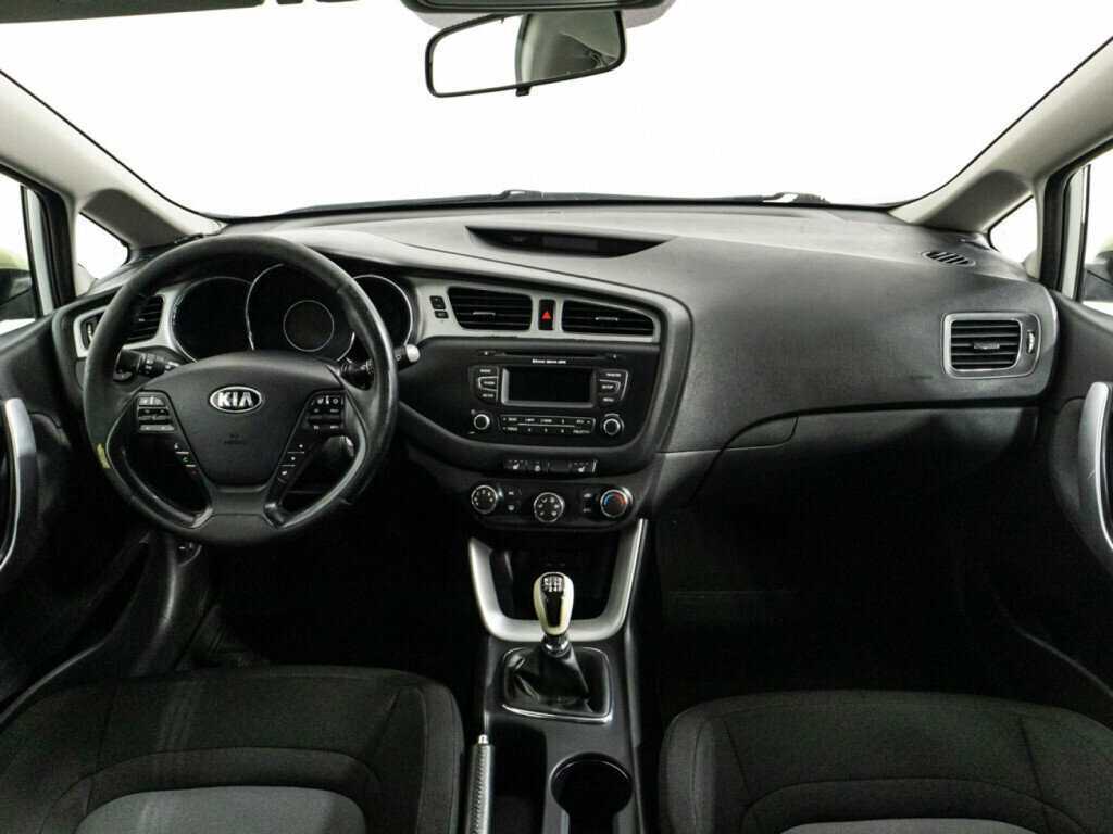 Киа Сид б/у, 2012, Механическая. Фото: #12