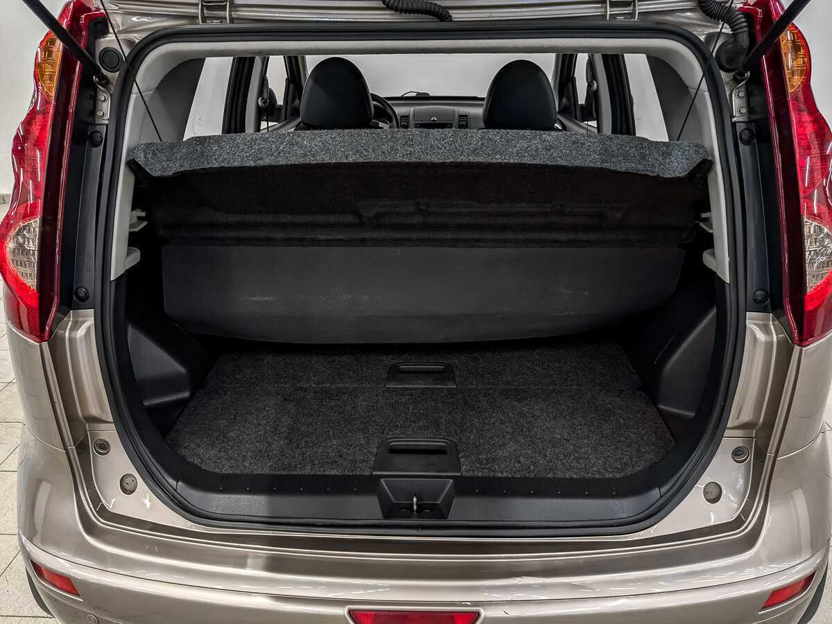 Ниссан Ноут б/у, 2013, Автоматическая. Фото: #9