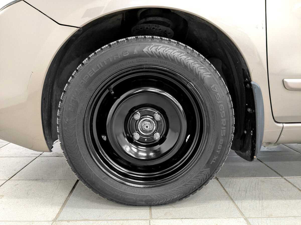 Ниссан Ноут б/у, 2013, Автоматическая. Фото: #17