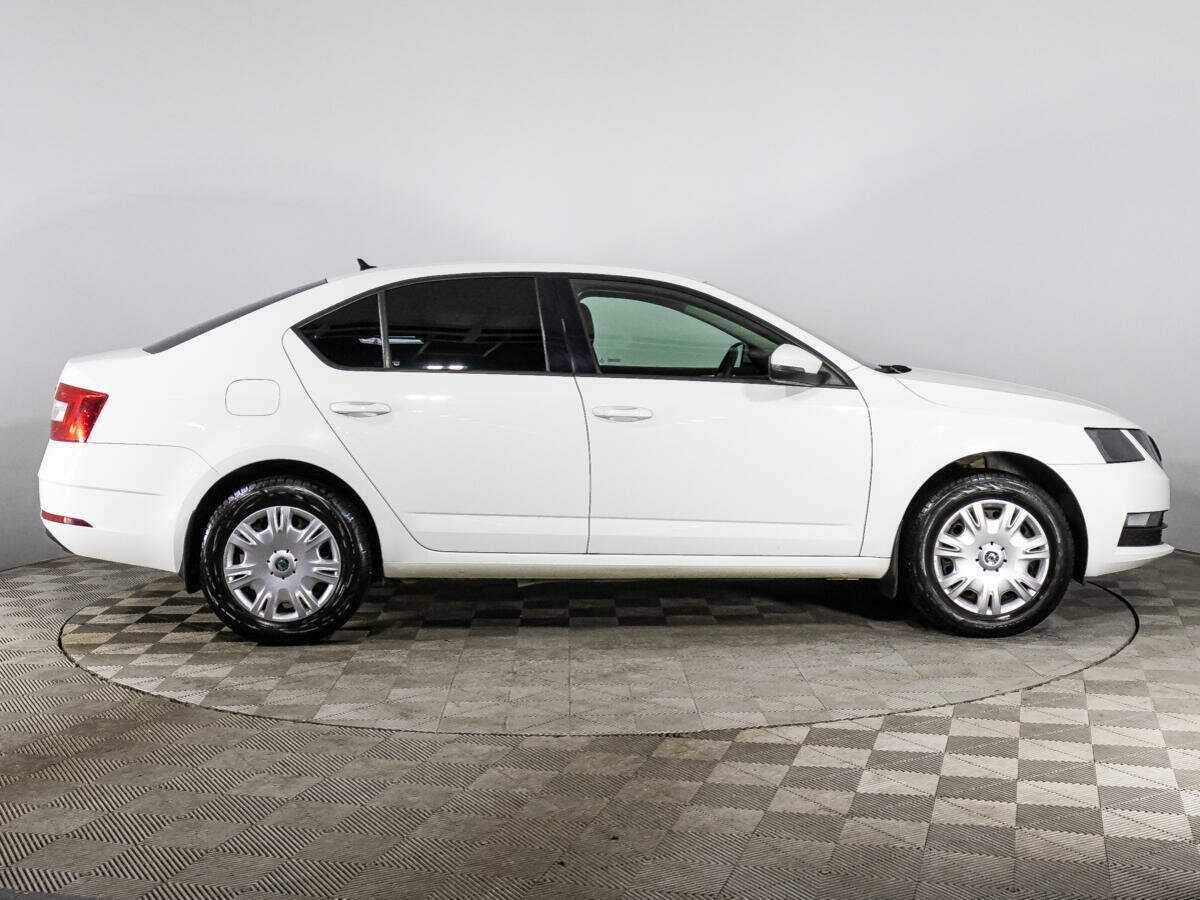 Шкода Октавия б/у, 2018, Автоматическая. Фото: #3