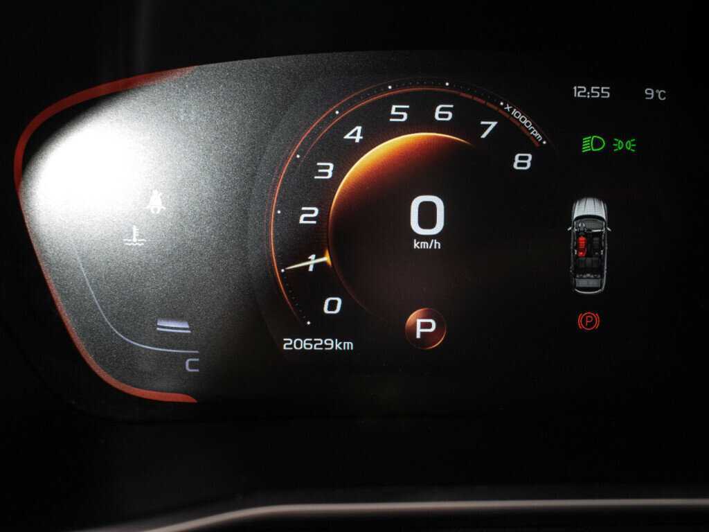 Джили Кулрэй б/у, 2022, Роботизированная. Фото: #11