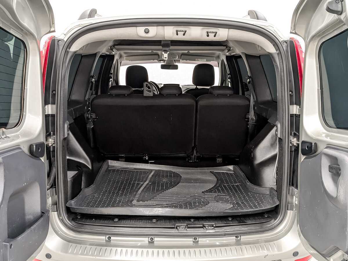 Лада (ВАЗ) Ларгус б/у, 2021, Механическая. Фото: #8