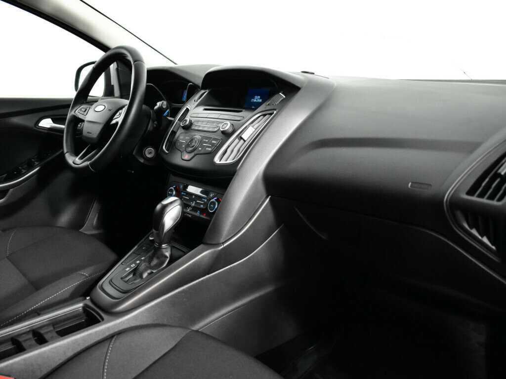 Форд Фокус б/у, 2017, Роботизированная. Фото: #8