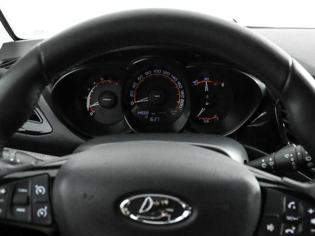 Лада (ВАЗ) Веста б/у, 2018, Механическая. Фото: #12