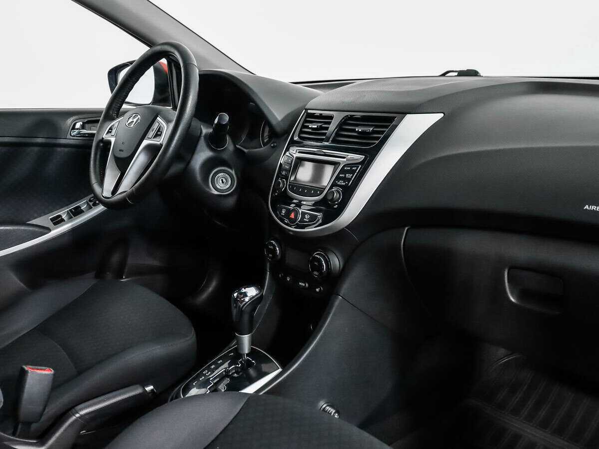 Хендай Солярис б/у, 2012, Автоматическая. Фото: #10