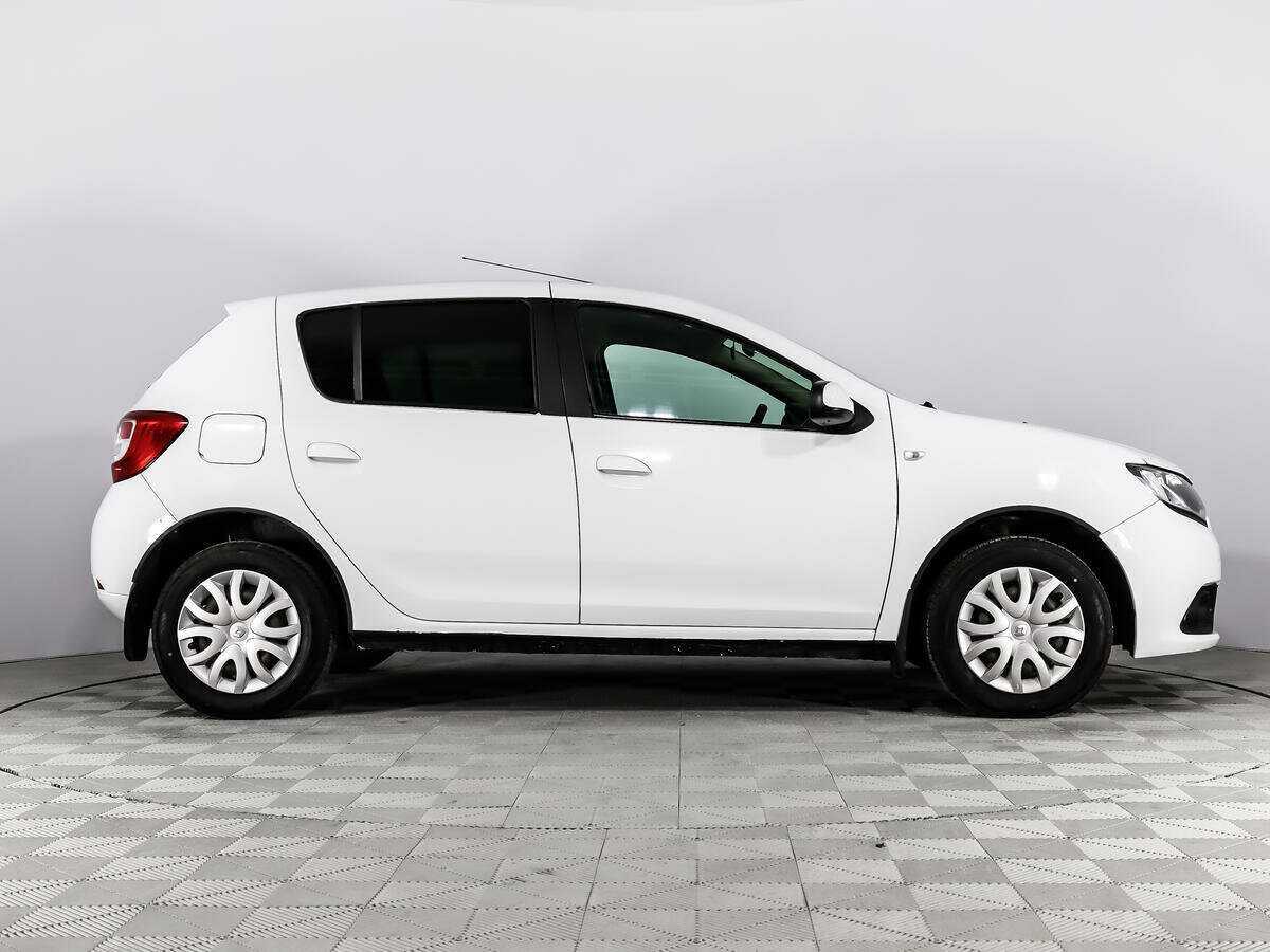 Рено Сандеро б/у, 2017, Механическая. Фото: #3