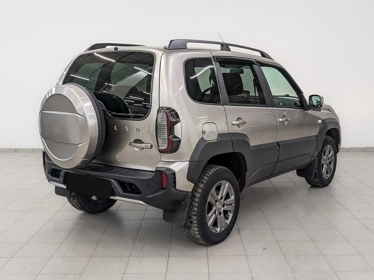 Лада (ВАЗ) Нива б/у, 2021, Механическая. Фото: #4