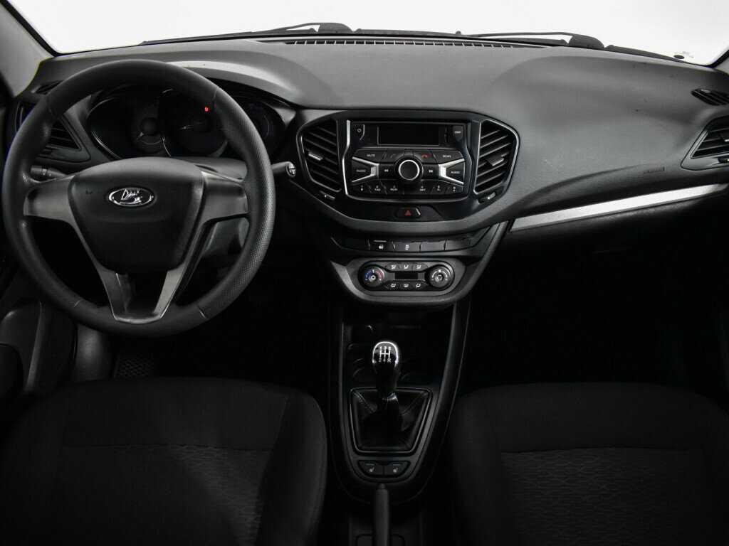 Лада (ВАЗ) Веста б/у, 2017, Механическая. Фото: #13