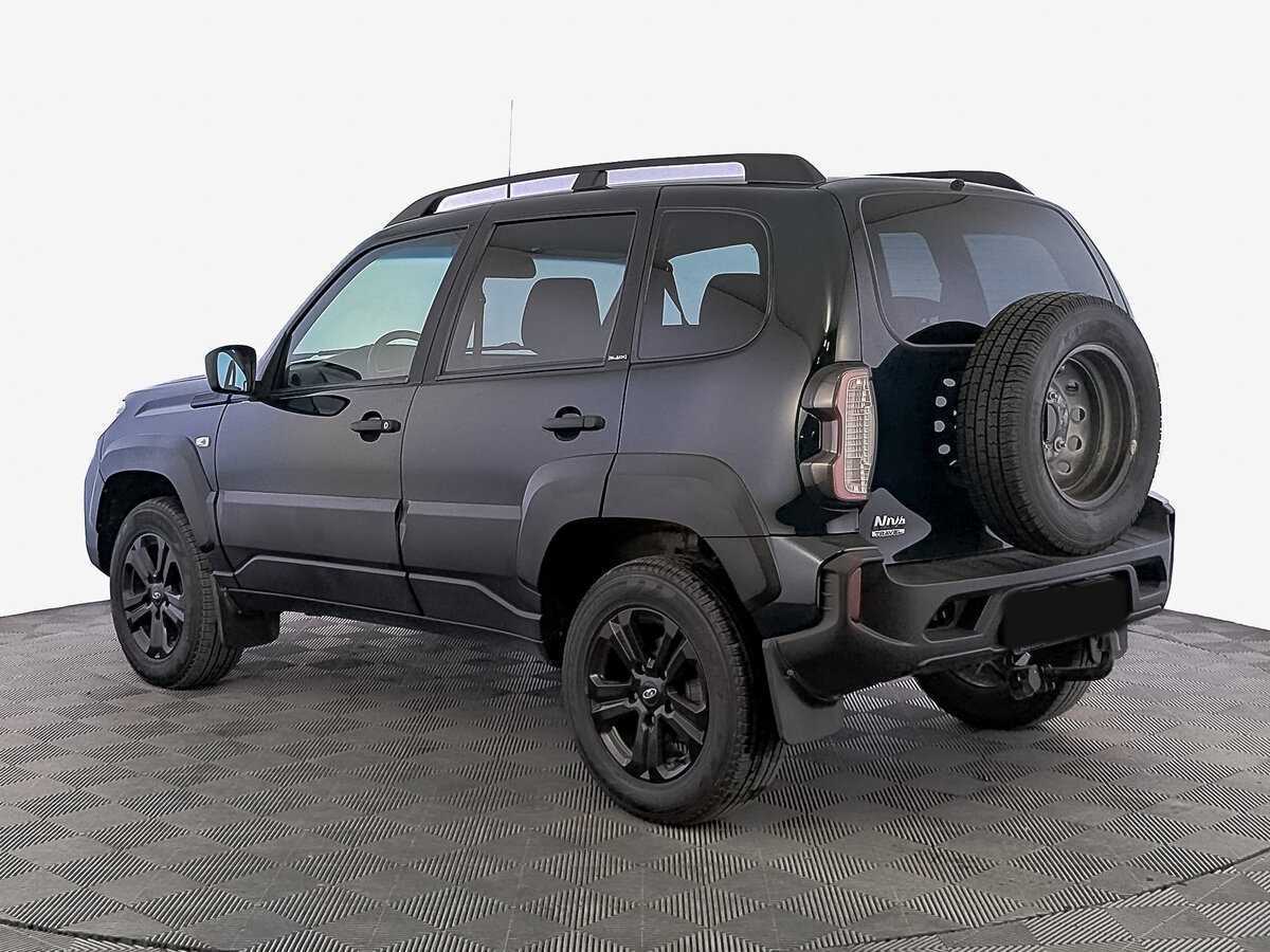 Лада (ВАЗ) Нива б/у, 2022, Механическая. Фото: #6