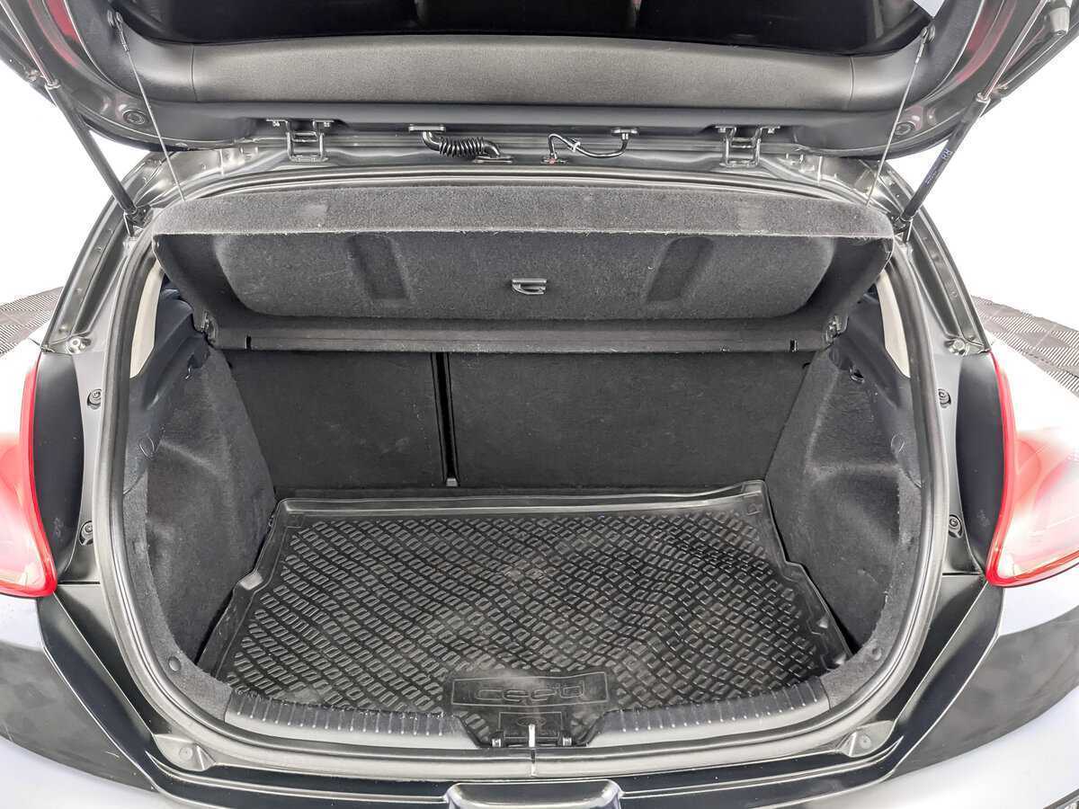 Киа Сид б/у, 2014, Механическая. Фото: #9