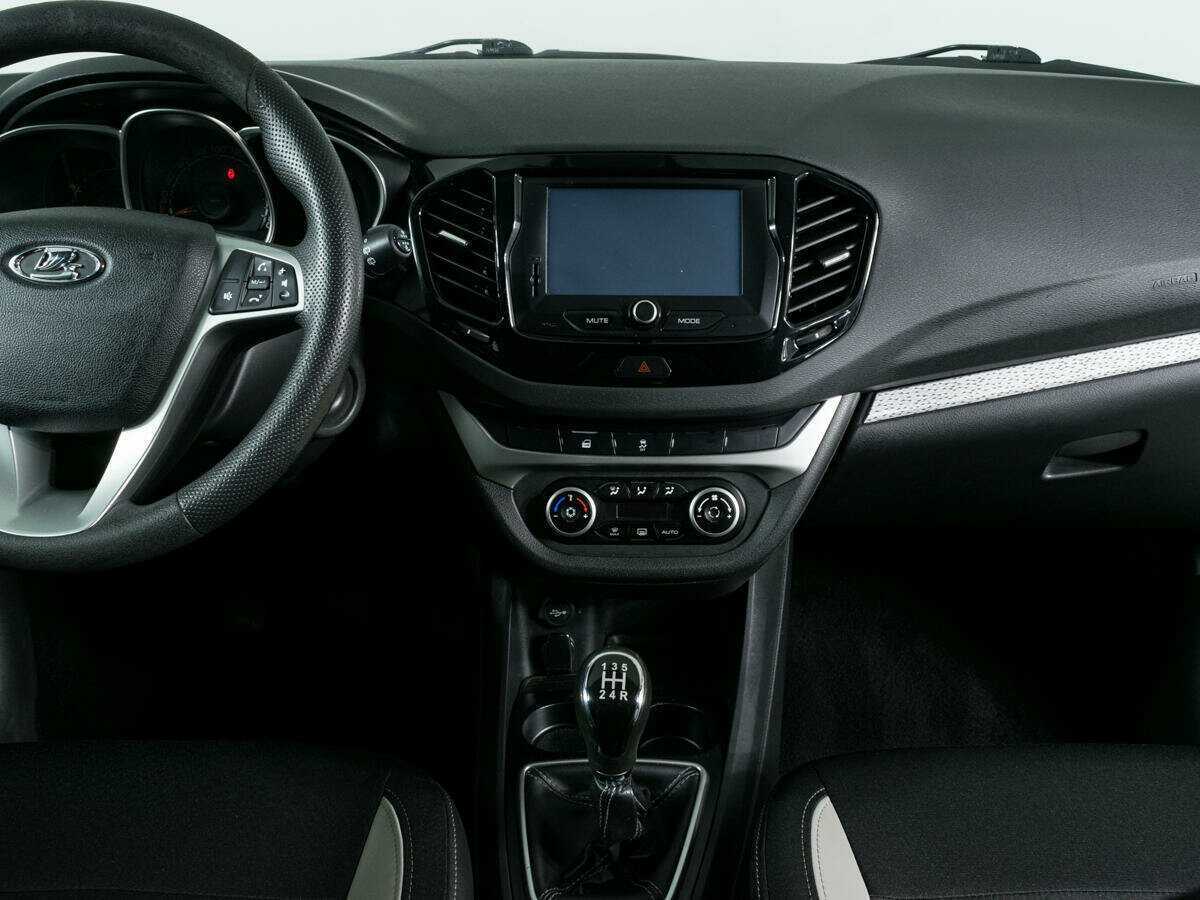 Лада (ВАЗ) Веста б/у, 2018, Механическая. Фото: #8