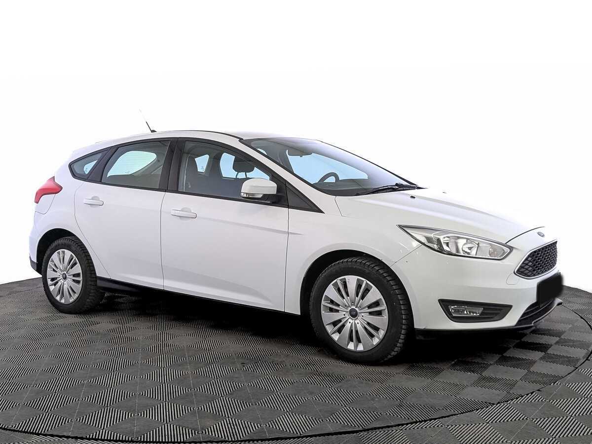 Форд Фокус б/у, 2018, Роботизированная. Фото: #2