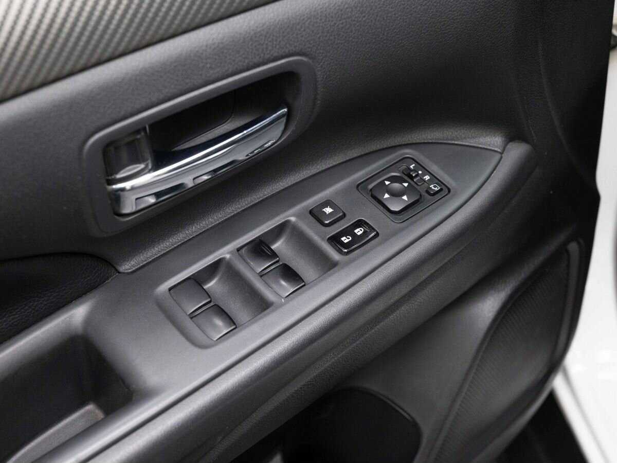 Митсубиши Оутлэндер б/у, 2012, Вариатор. Фото: #17