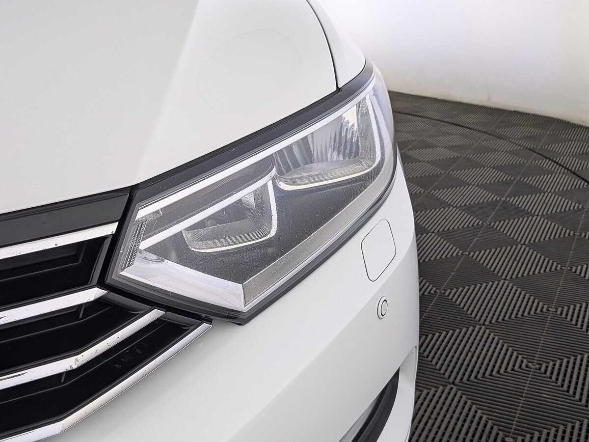 Фольксваген Пассат б/у, 2017, Роботизированная. Фото: #10