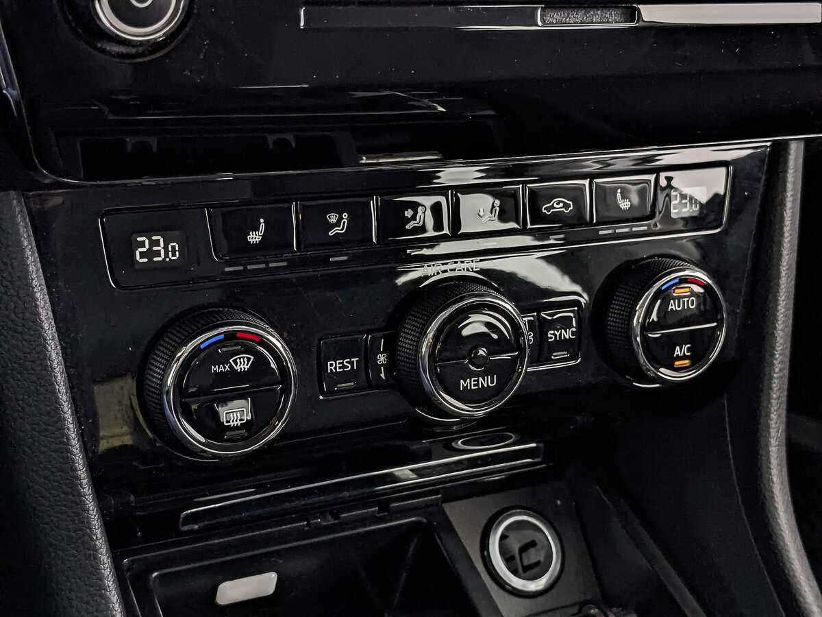 Шкода Суперб б/у, 2017, Роботизированная. Фото: #24