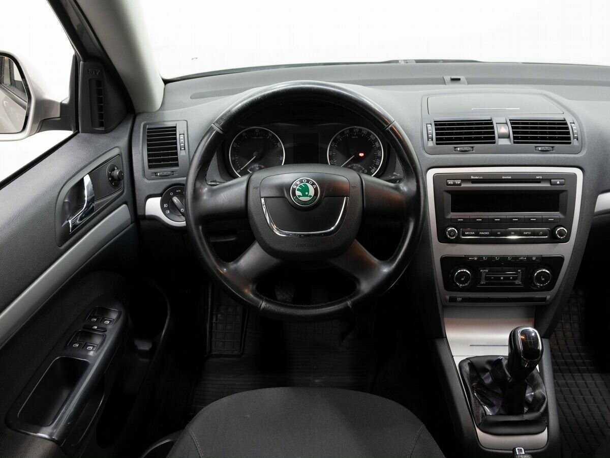 Шкода Октавия б/у, 2012, Механическая. Фото: #14