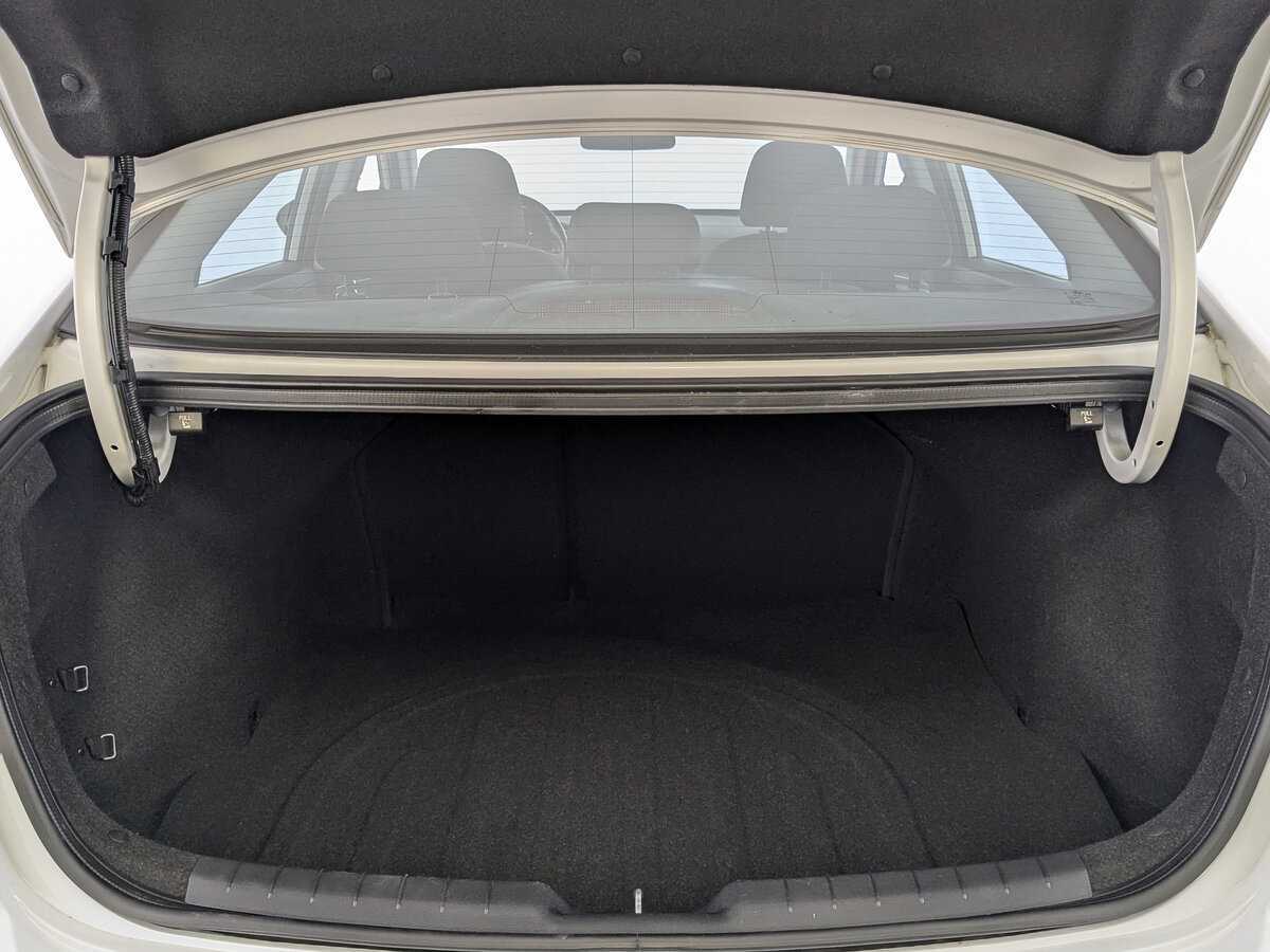 Хендай Елантра б/у, 2019, Автоматическая. Фото: #9