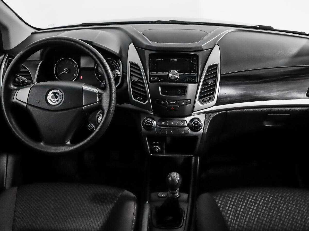 Сан-Ён Актион б/у, 2014, Механическая. Фото: #11