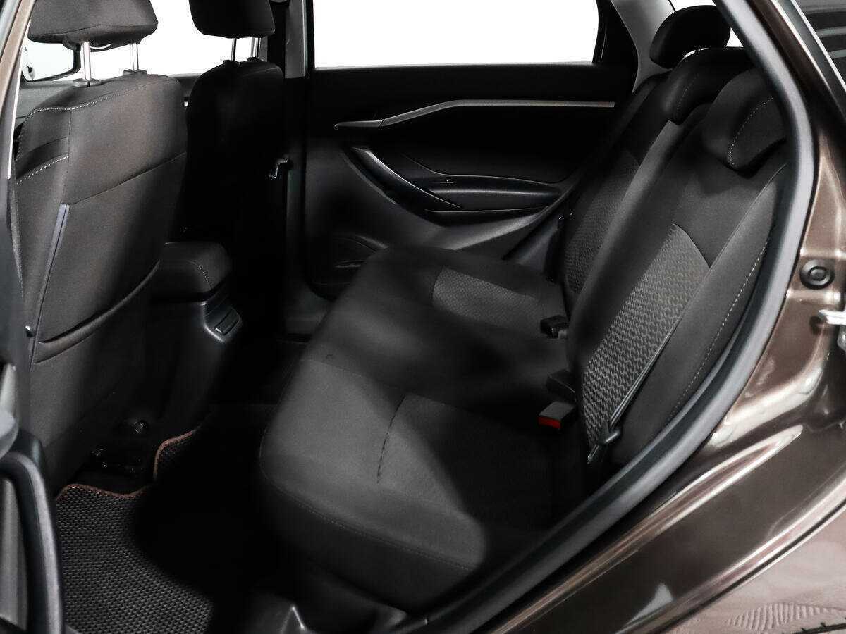 Лада (ВАЗ) Веста б/у, 2019, Механическая. Фото: #9