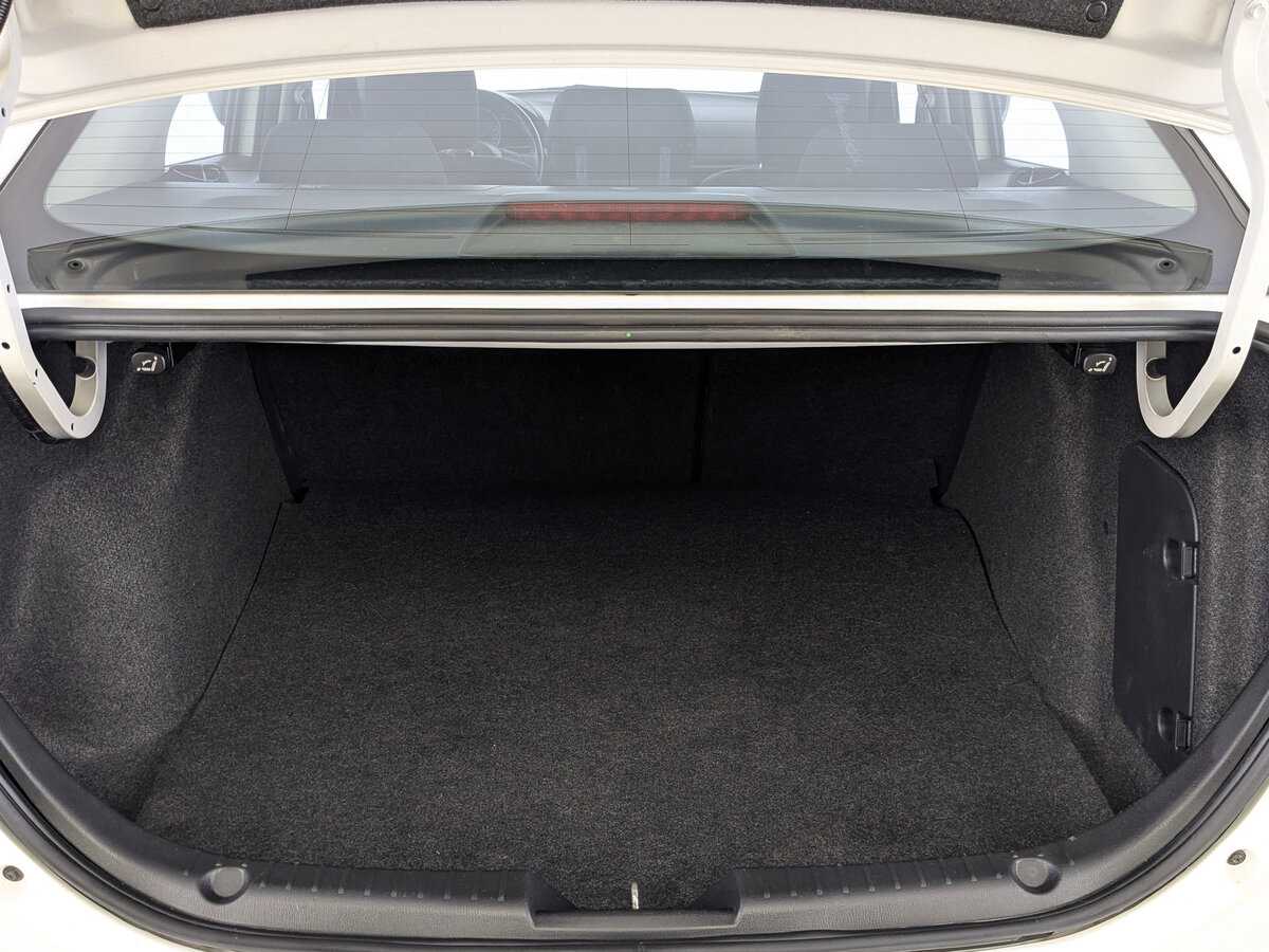 Мазда 3 б/у, 2014, Автоматическая. Фото: #9