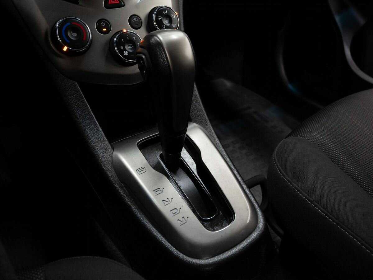 Шевроле Авео б/у, 2014, Автоматическая. Фото: #20