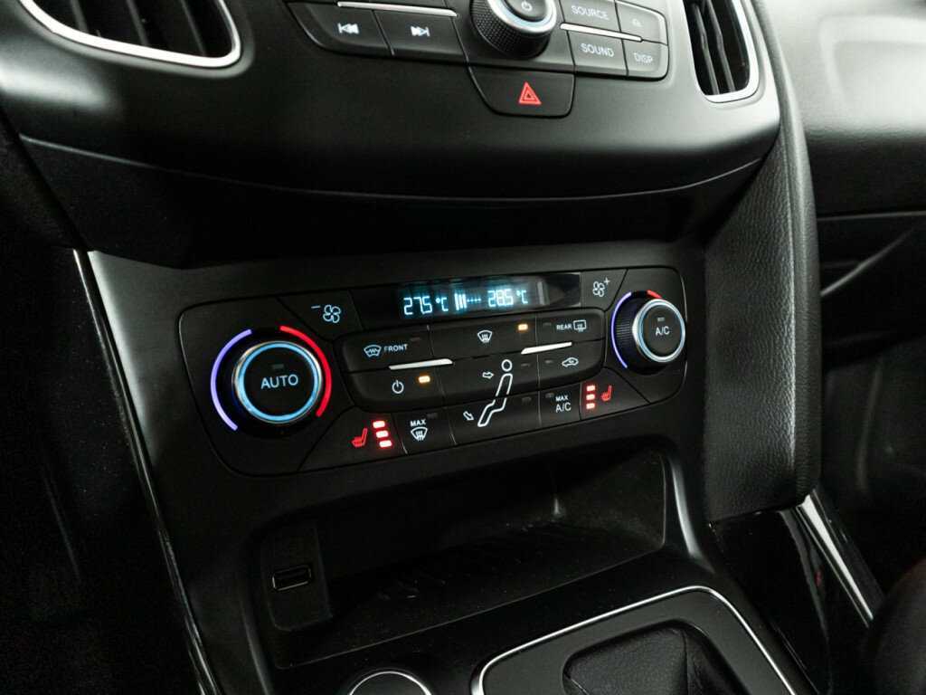 Форд Фокус б/у, 2017, Автоматическая. Фото: #16