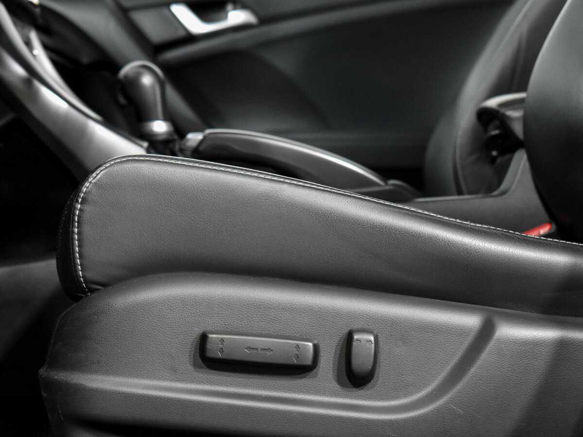 Хонда Аккорд б/у, 2012, Автоматическая. Фото: #9