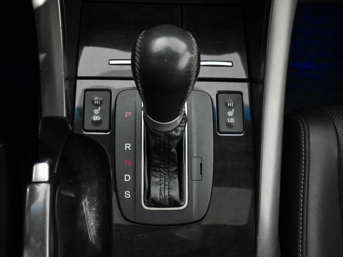 Хонда Аккорд б/у, 2012, Автоматическая. Фото: #10