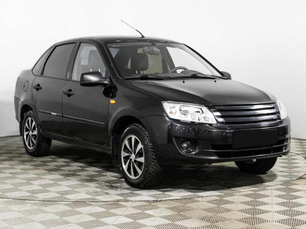 Лада (ВАЗ) Гранта б/у, 2013, Механическая. Фото: #2