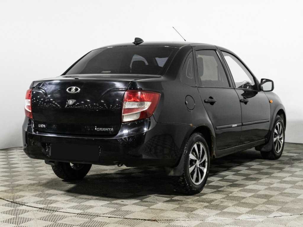 Лада (ВАЗ) Гранта б/у, 2013, Механическая. Фото: #4