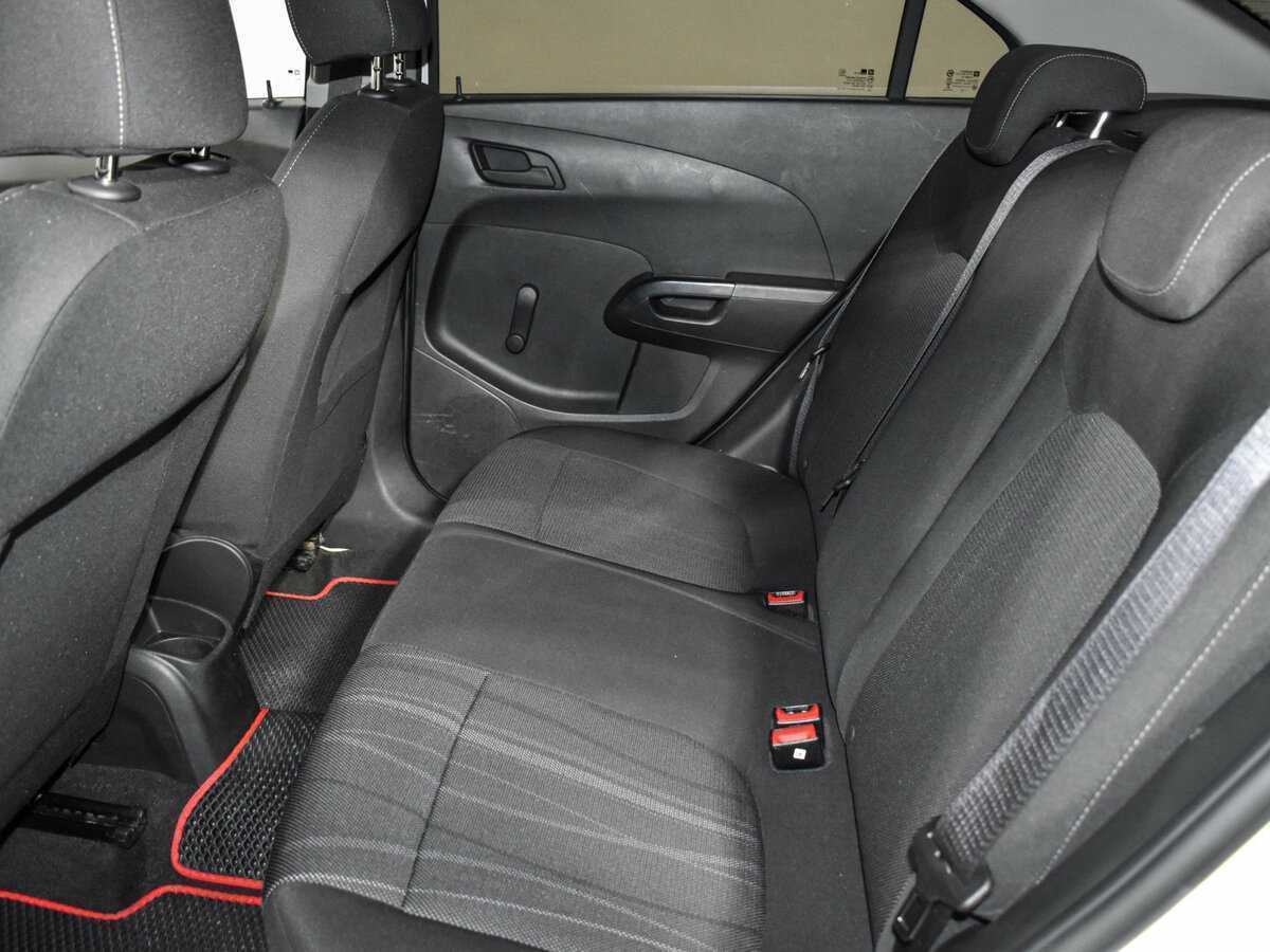 Шевроле Авео б/у, 2014, Механическая. Фото: #8