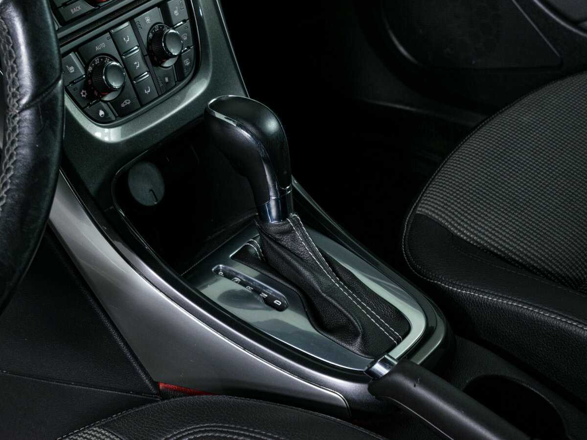 Опель Астра б/у, 2012, Автоматическая. Фото: #12