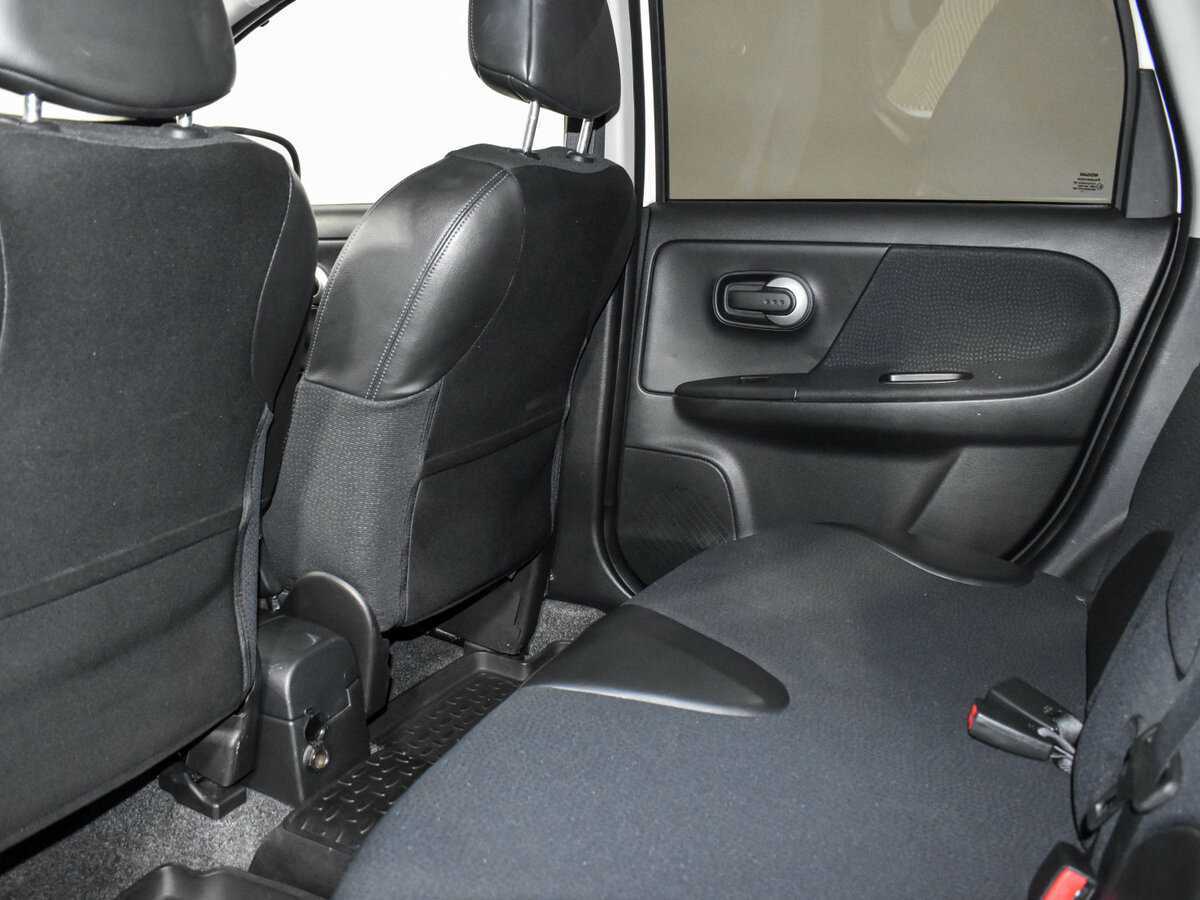 Ниссан Ноут б/у, 2013, Механическая. Фото: #11