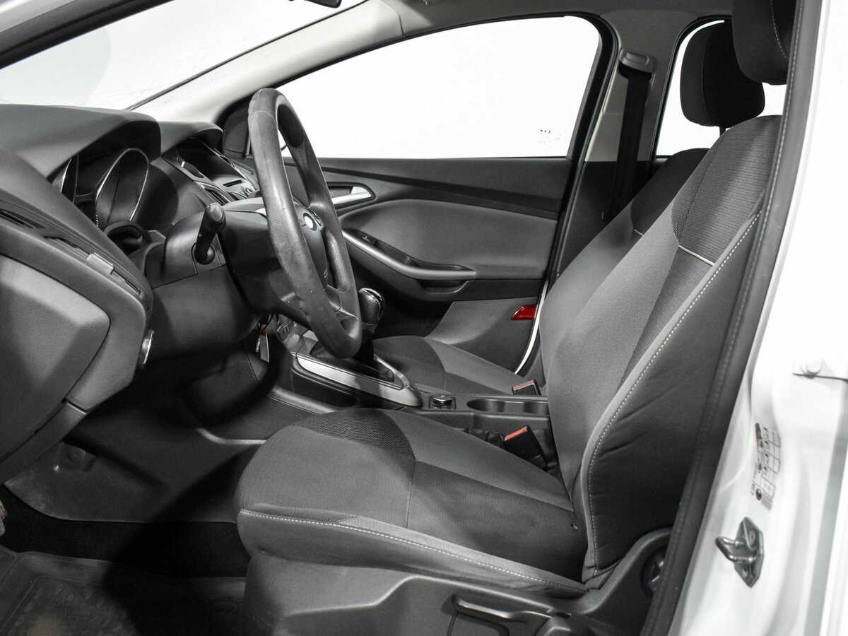 Форд Фокус б/у, 2015, Механическая. Фото: #10