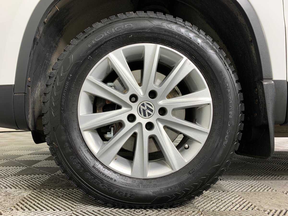 Фольксваген Тигуан б/у, 2015, Автоматическая. Фото: #8