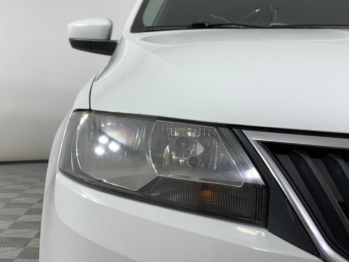 Шкода Рапид б/у, 2015, Роботизированная. Фото: #9