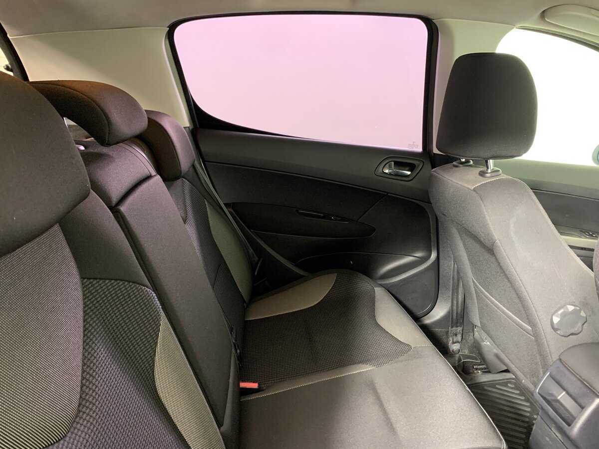 Пежо 308 б/у, 2012, Автоматическая. Фото: #17