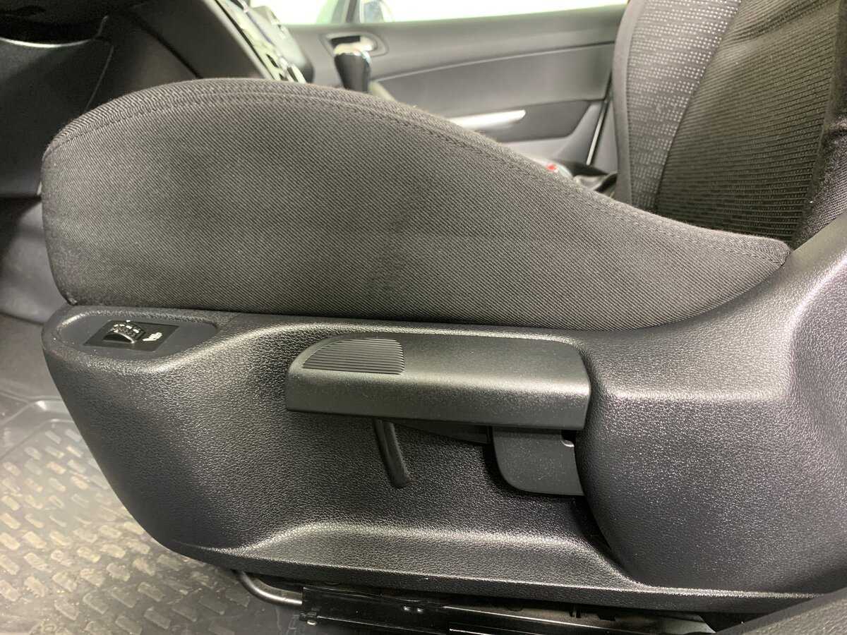 Пежо 308 б/у, 2012, Автоматическая. Фото: #16