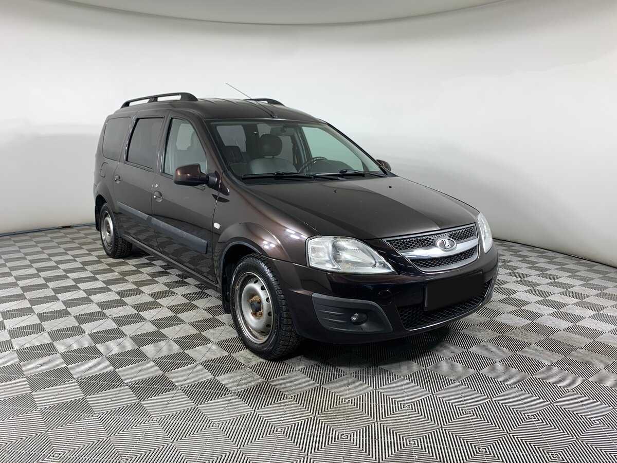 Лада (ВАЗ) Ларгус б/у, 2015, Механическая. Фото: #2