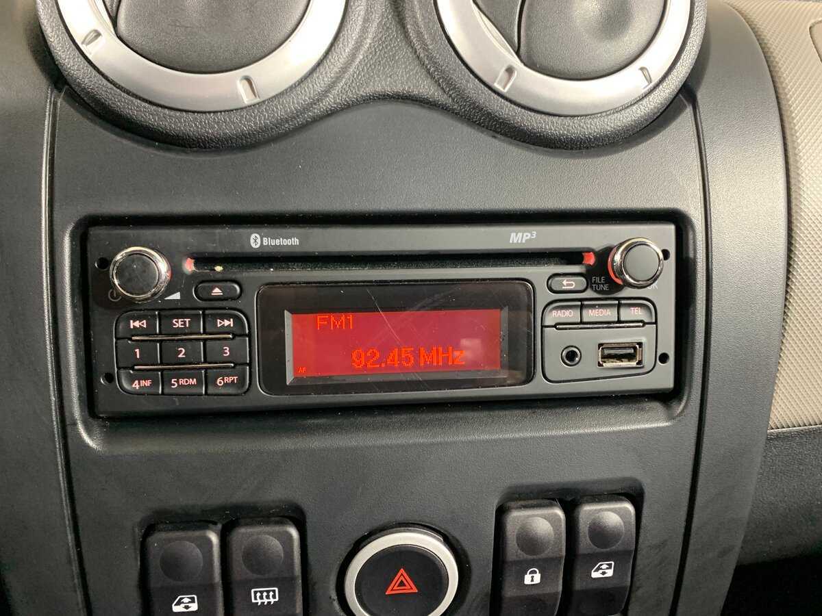 Лада (ВАЗ) Ларгус б/у, 2015, Механическая. Фото: #15