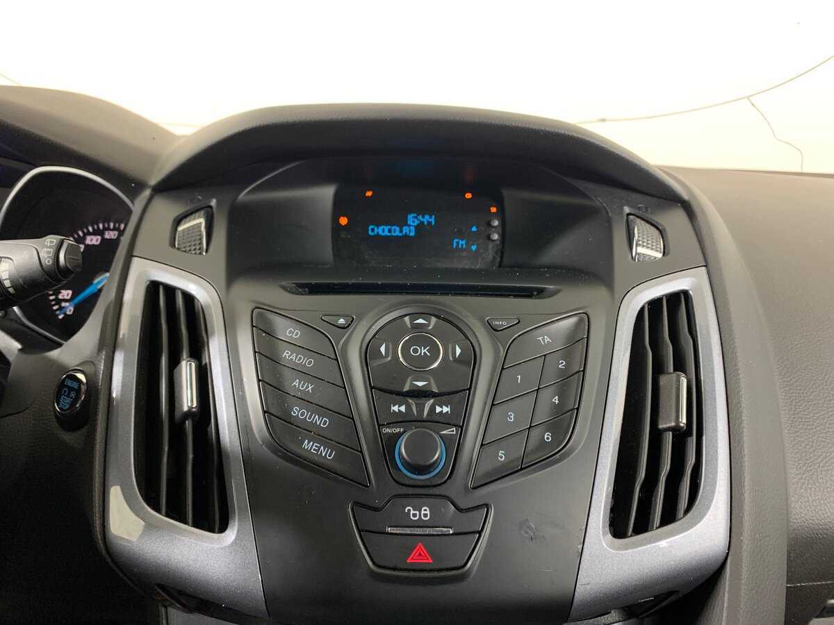 Форд Фокус б/у, 2014, Роботизированная. Фото: #15