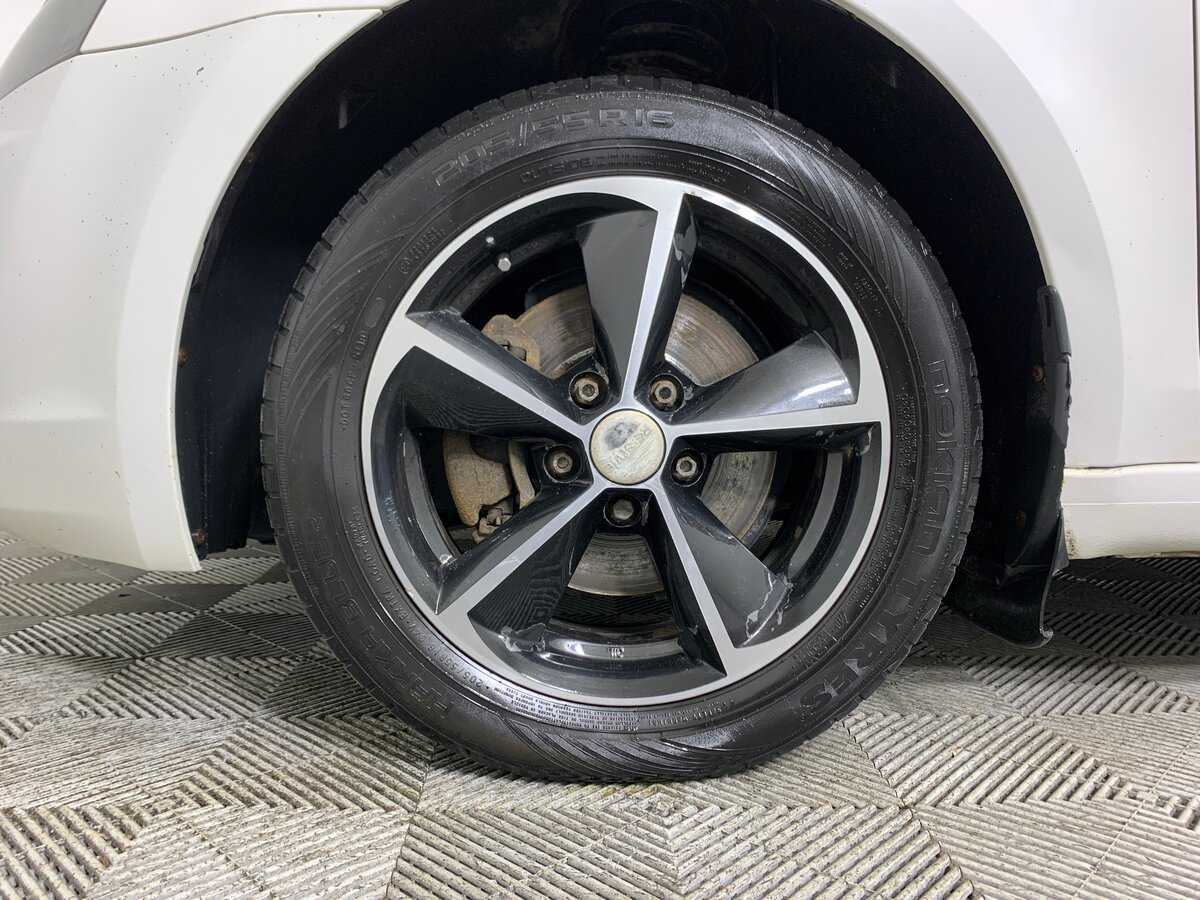 Шкода Октавия б/у, 2015, Роботизированная. Фото: #8