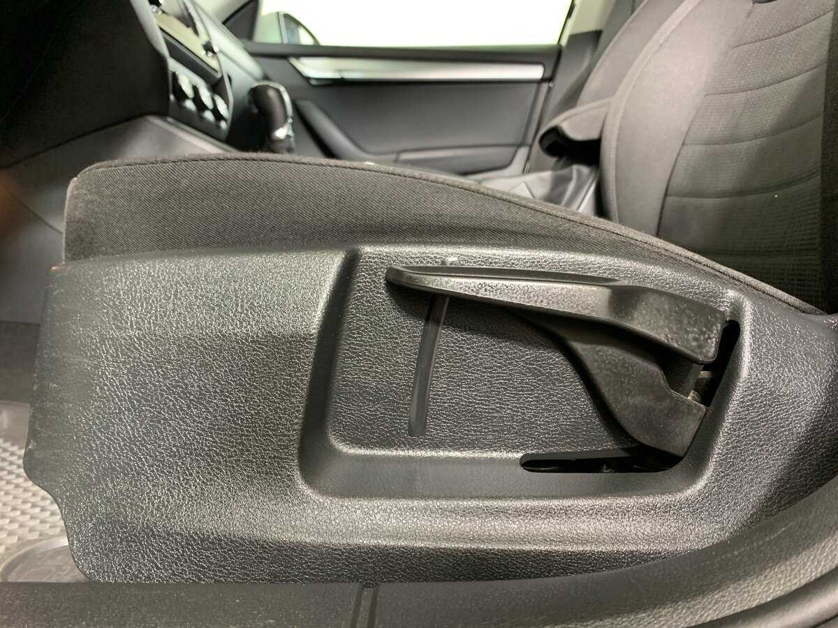 Шкода Октавия б/у, 2015, Роботизированная. Фото: #16