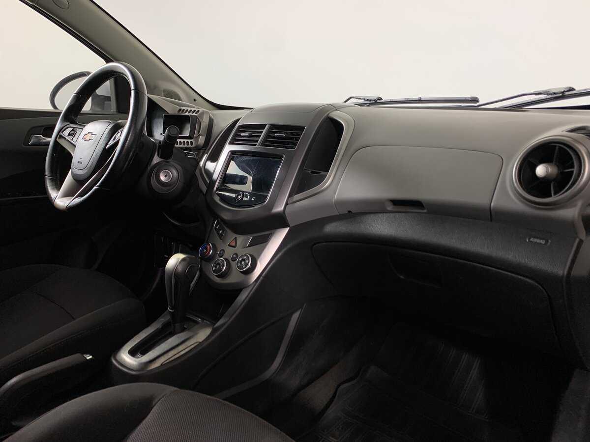 Шевроле Авео б/у, 2014, Автоматическая. Фото: #13