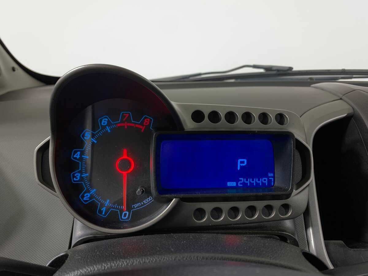 Шевроле Авео б/у, 2014, Автоматическая. Фото: #14