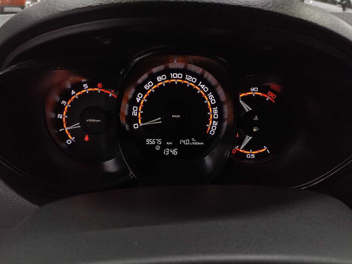 Лада (ВАЗ) Веста б/у, 2019, Механическая. Фото: #12